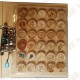 Pochette plastique à capsules pour géocoins en bois - 30 cases